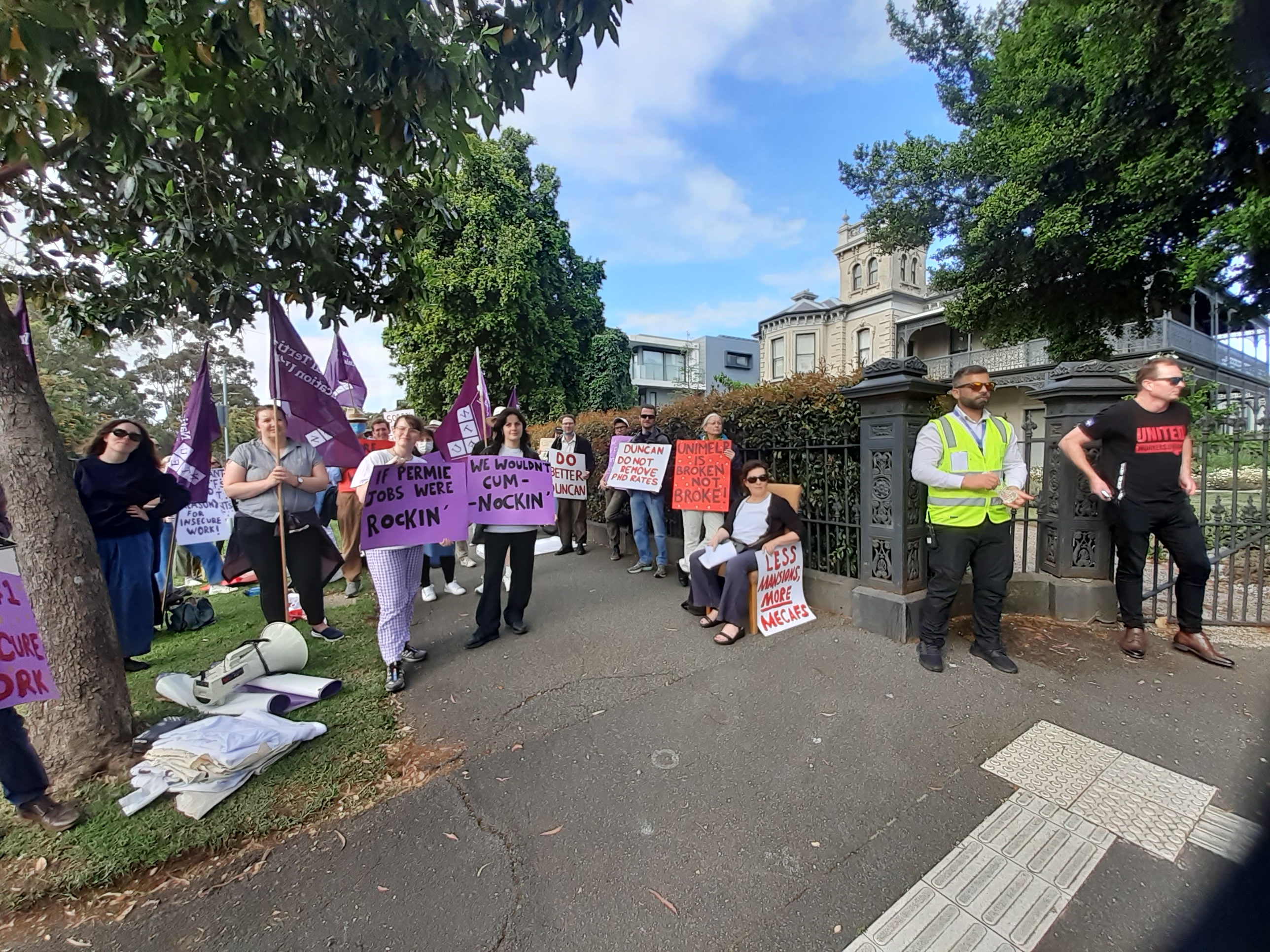 Uni Casuals Rally II AGL Gas Hub Fight Back Geelong II This is the